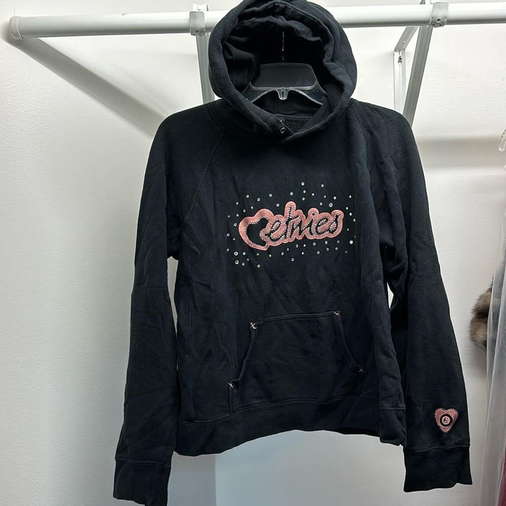 Etnies hoodie🪩